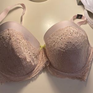 Victoria secret bra with stones and tags attached